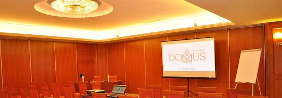 Domus Hotel