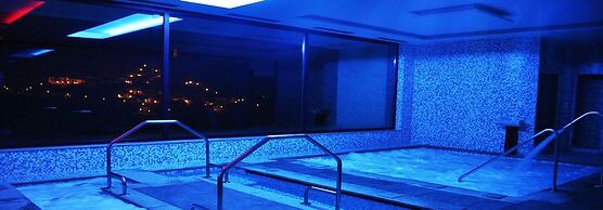 Domus Hotel