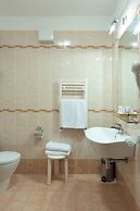 Domus Hotel