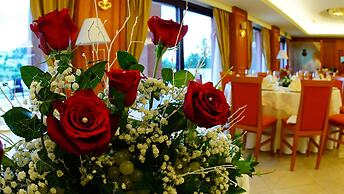 Domus Hotel