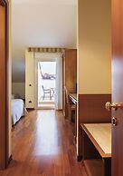 Domus Hotel