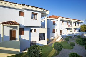 Acrotel Lily Ann Village