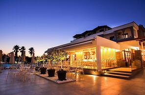 Acrotel Lily Ann Village