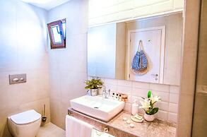 Acrotel Lily Ann Village