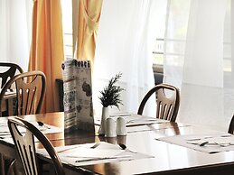 Acrotel Lily Ann Village