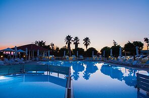 Acrotel Lily Ann Village