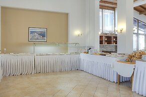 Acrotel Lily Ann Village