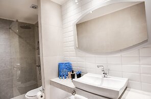 Acrotel Lily Ann Village