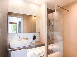 Acrotel Lily Ann Village