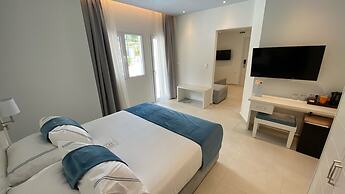 Acrotel Lily Ann Village