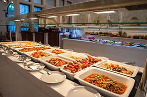 Acrotel Lily Ann Village