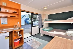 Auckland Northshore Motels & Holiday Park