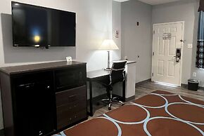 Super 8 by Wyndham Houston North I-45