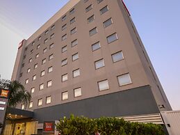 ibis Montes Claros Shopping