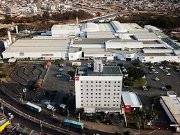 ibis Montes Claros Shopping