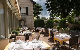 Hotel Chantilly Le Relais D'aumale