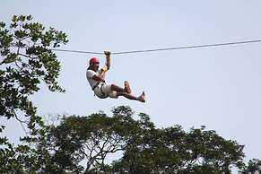 Bukit Merah Laketown Resort