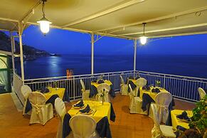 Hotel Torre Saracena