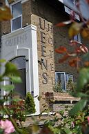 Queens Hotel