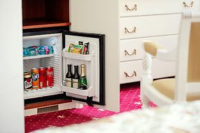 Alqush Downtown Hotel