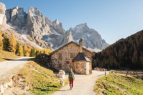 Brunet - The Dolomites Resort