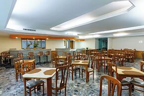 Hotel Augusta Boulevard