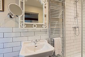 Holly Lodge Boutique B&B