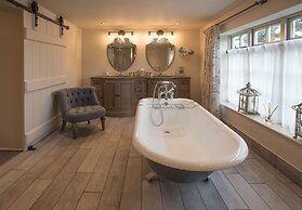 Holly Lodge Boutique B&B