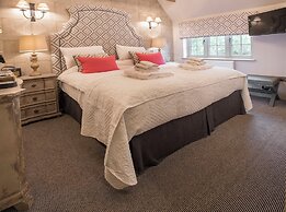 Holly Lodge Boutique B&B