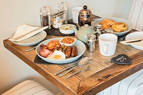 Holly Lodge Boutique B&B