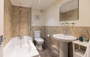 Hewitt's Restaurant & Rooms
