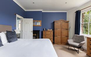 Hewitt's Restaurant & Rooms