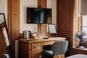 Hewitt's Restaurant & Rooms