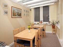 The Meltham Guesthouse