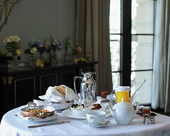 Four Seasons Hotel Baku