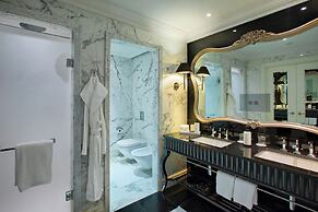 Four Seasons Hotel Baku