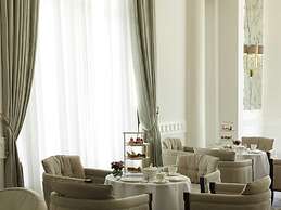 Four Seasons Hotel Baku