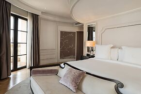 Four Seasons Hotel Baku