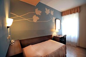 Hotel Ristorante ai Campi Di Marcello