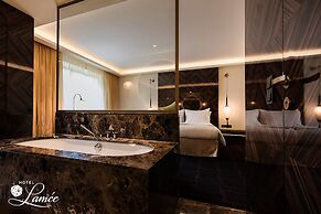 Hotel Topazz & Lamée