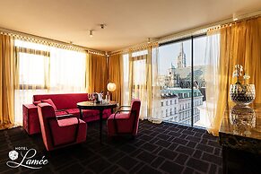 Hotel Topazz & Lamée