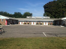 Phil & Anns Sunset Motel