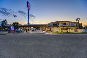 Motel 6 Anderson, CA - Redding Airport
