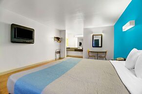 Motel 6 Anderson, CA - Redding Airport