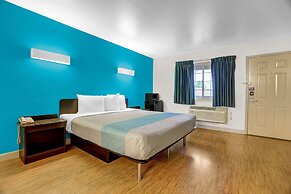 Motel 6 Anderson, CA - Redding Airport