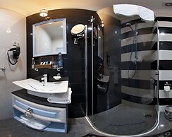 Mirax Boutique Hotel