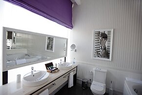 Mirax Boutique Hotel