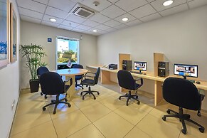 City Express by Marriott Manzanillo