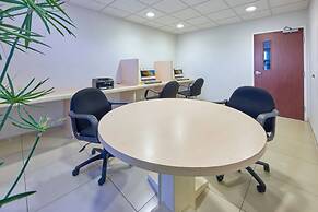 City Express by Marriott Manzanillo