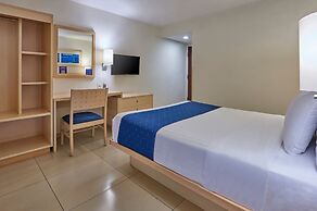 City Express by Marriott Manzanillo